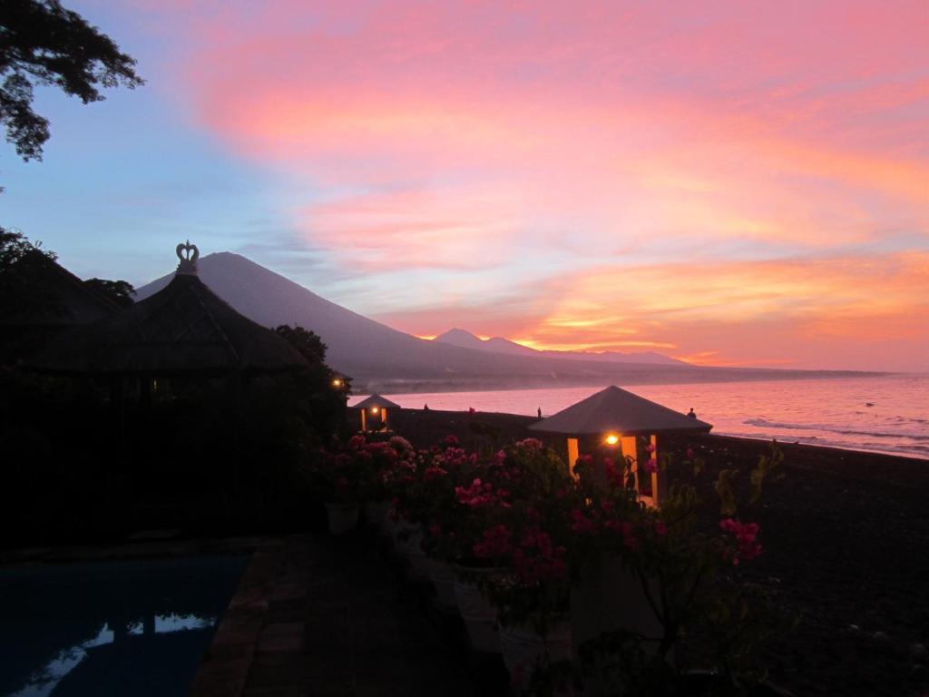 Kembali Beach Bungalows Amed Kültér fotó